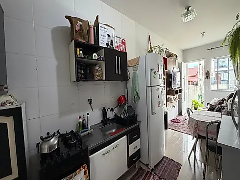 Casa Geminada 2 Dormitórios - Foto 7