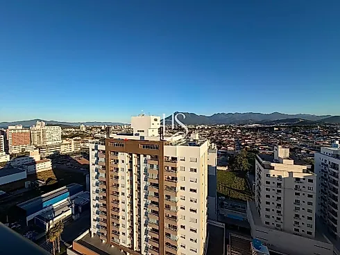 Apartamento 2 Dormitórios, sendo 1 Suíte - Foto 12