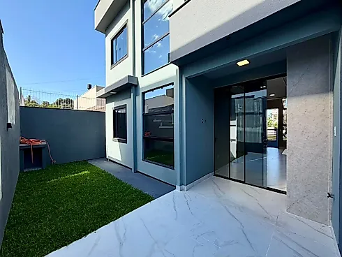 Casa 4 Dormitórios, sendo 2 Suítes - Foto 32