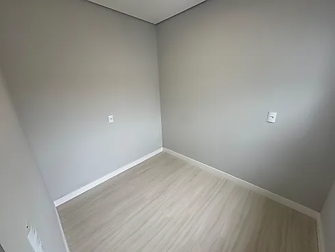 Casa 4 Dormitórios, sendo 2 Suíte - Foto 19