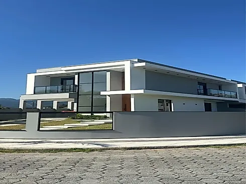 Casa em São Francisco de Assis, Santo Amaro da Imperatriz