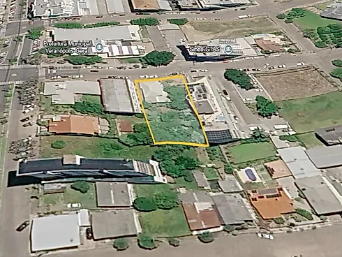 Terreno 1300m² com Construção Antiga- Centro - Terreno em Centro, Veranópolis - Foto 3
