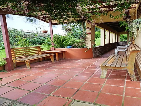 Casa com Amplo Terreno Central - Foto 7