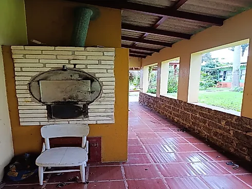 Casa com Amplo Terreno Central - Foto 15