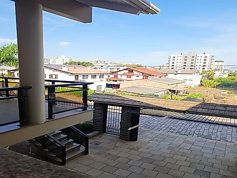 Casa Ampla no Centro 3 Quartos com 1 Suíte e 272m² - Centro - Foto 9