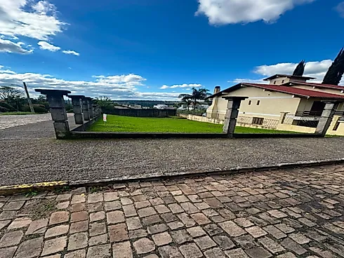 Terreno Plano de Esquina 420m² com Boa Localização - Femaçã - Terreno em Femaçã, Veranópolis - Foto 2