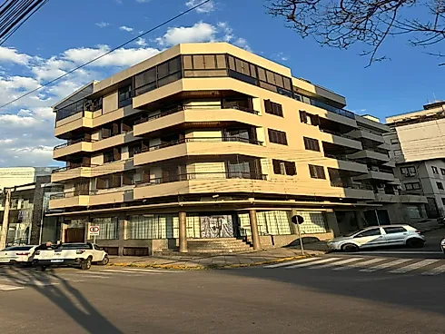 Apartamento 3 Quartos com 1 Suíte e 96m² - Centro