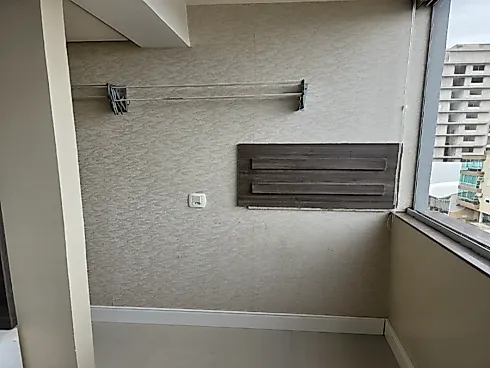 Apartamento Semi Mobiliado com 3 Dormitórios - Foto 9