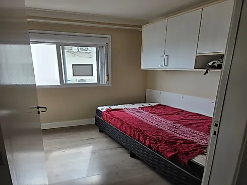 Apartamento Semi Mobiliado com 3 Dormitórios - Foto 16