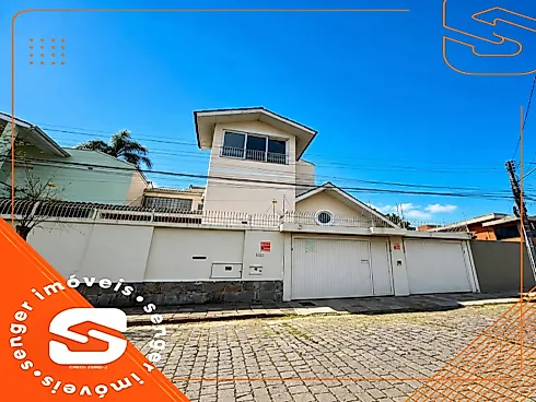 Casa com 3 Suítes em Caxias do Sul