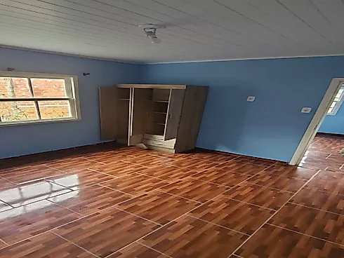 Casa 2 Quartos com Pavilhão para Comércio na Frente - Medianeira Iii - Foto 8