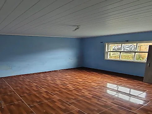 Casa 2 Quartos com Pavilhão para Comércio na Frente - Medianeira Iii - Foto 11