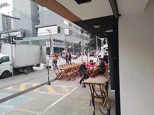 Aluga Salão Comercial - Loja térrea em Santo Amaro, São Paulo - Foto 4