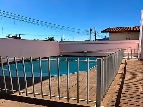 Casa de Piscina a Venda no Bairro Jardim Italia