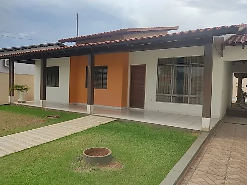 Casa em Jardim Santiago, Tangara da Serra