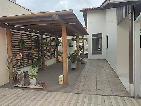 Casa em Jardim Santiago, Tangara da Serra