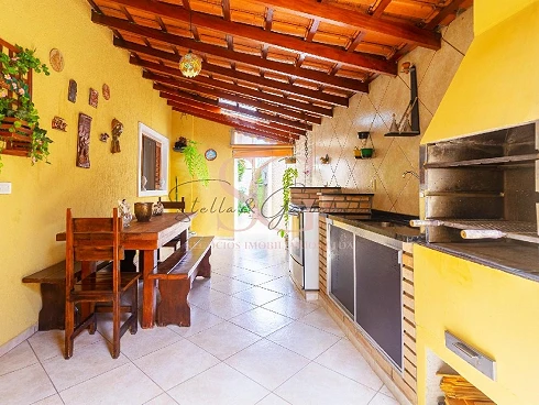 Casa em Jardim Danúbio, Jundiaí