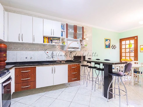 Casa à Venda no Bairro Jardim Danúbio por R$765.000 - Foto 8