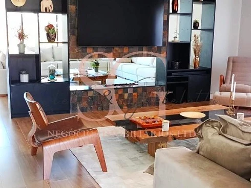 Casa em condomínio, Jacaré
