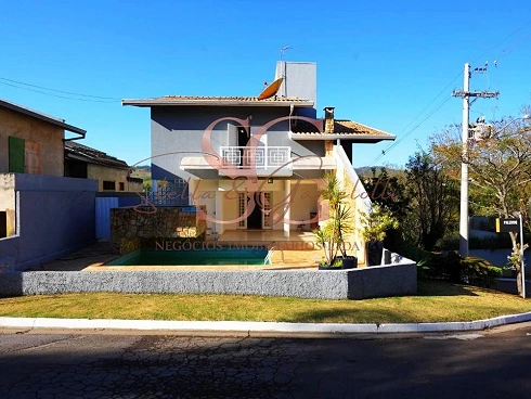 Casa em condomínio, Louveira