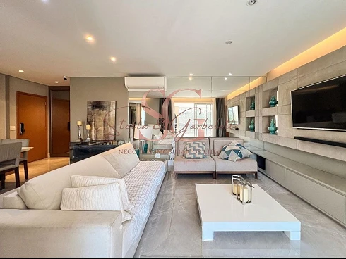 Apartamento em Jardim Trevo, Jundiaí