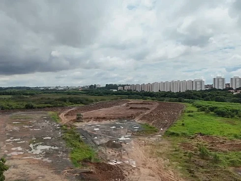 Terreno em Parque Olívio Franceschini, Hortolândia