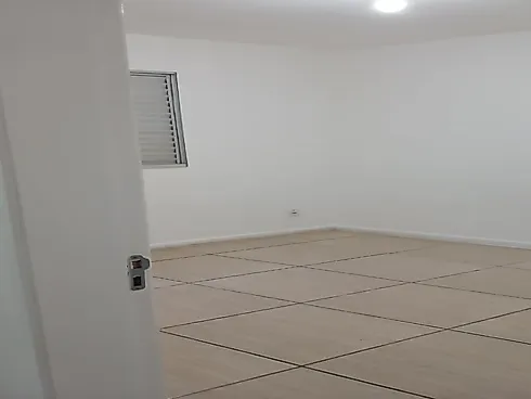 Apartamento em Parque Senhor do Bonfim, Taubaté