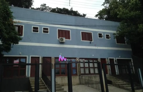 Casa com 2 quartos em Centro, Viamão