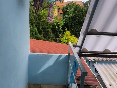 Prédio em Santa Isabel, Viamão
