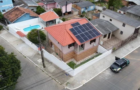 Casa 2 Quartos com 1 Suíte e 150m² - Santa Isabel