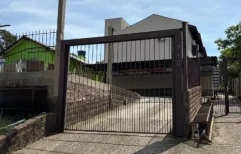 Sobrado Geminado com 2 quartos em São Lucas, Viamão