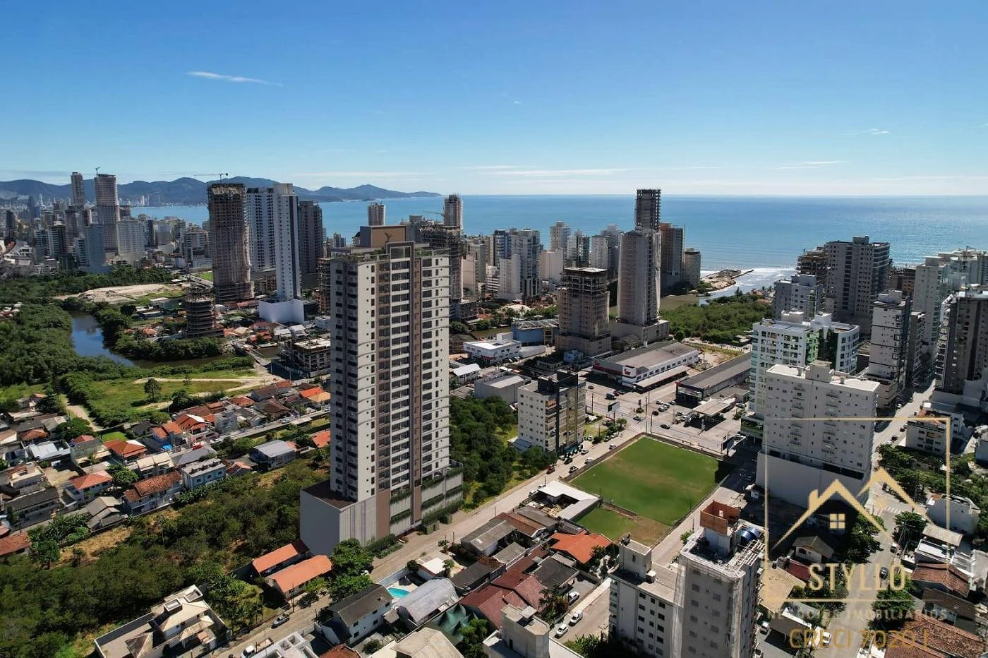 Apartamento em Perequê, Porto Belo