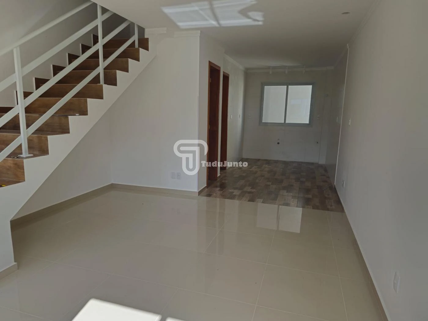 Sobrado geminado em Bela Vista, Palhoça