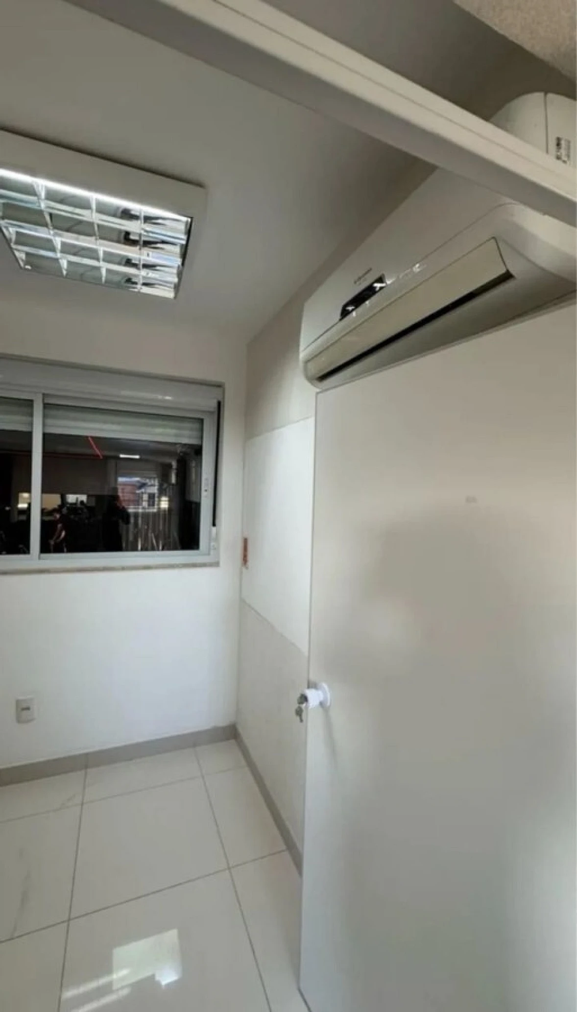 Escritório/sala em Ponte do Imaruim, Palhoça