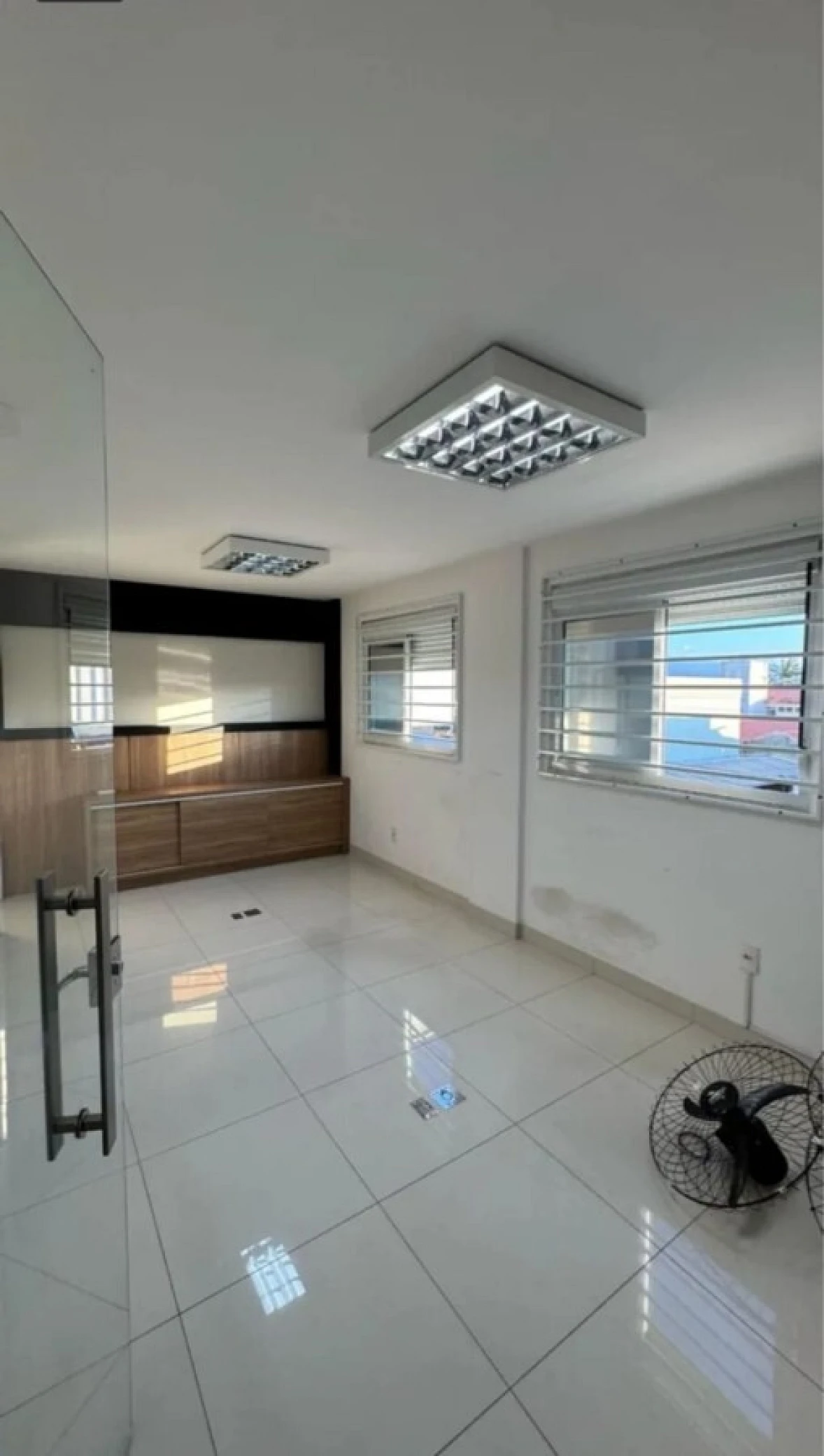 Escritório/sala em Ponte do Imaruim, Palhoça