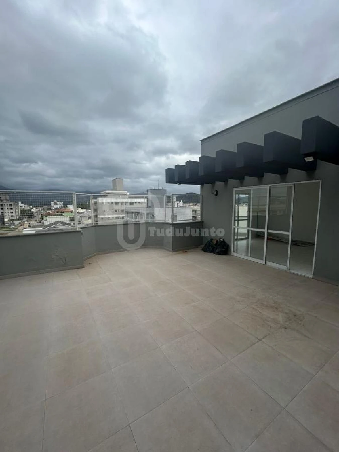 Apartamento em Aririu, Palhoça