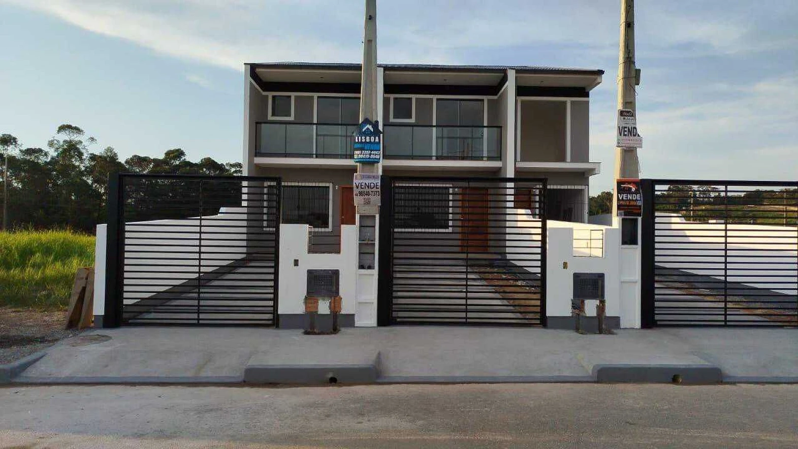 Sobrado geminado em Sertao do Imaruim, São José