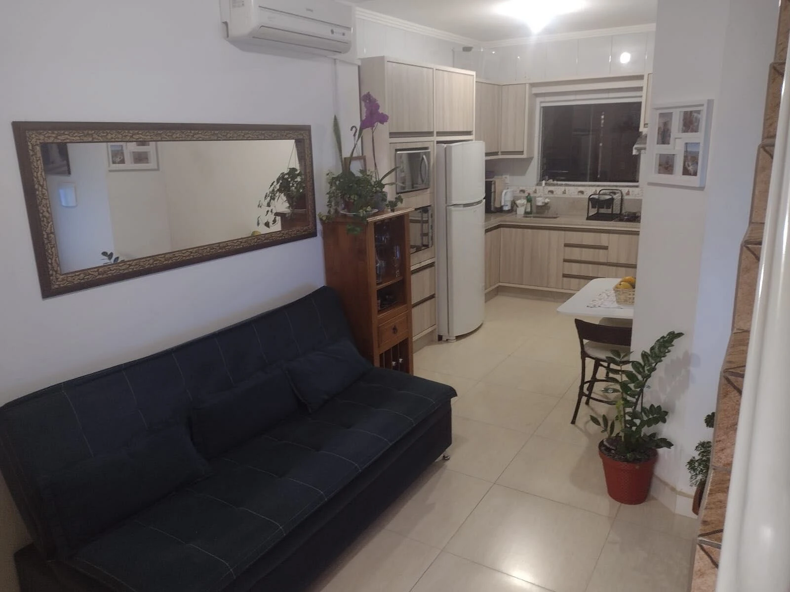 Sobrado geminado em São Sebastião, Palhoça