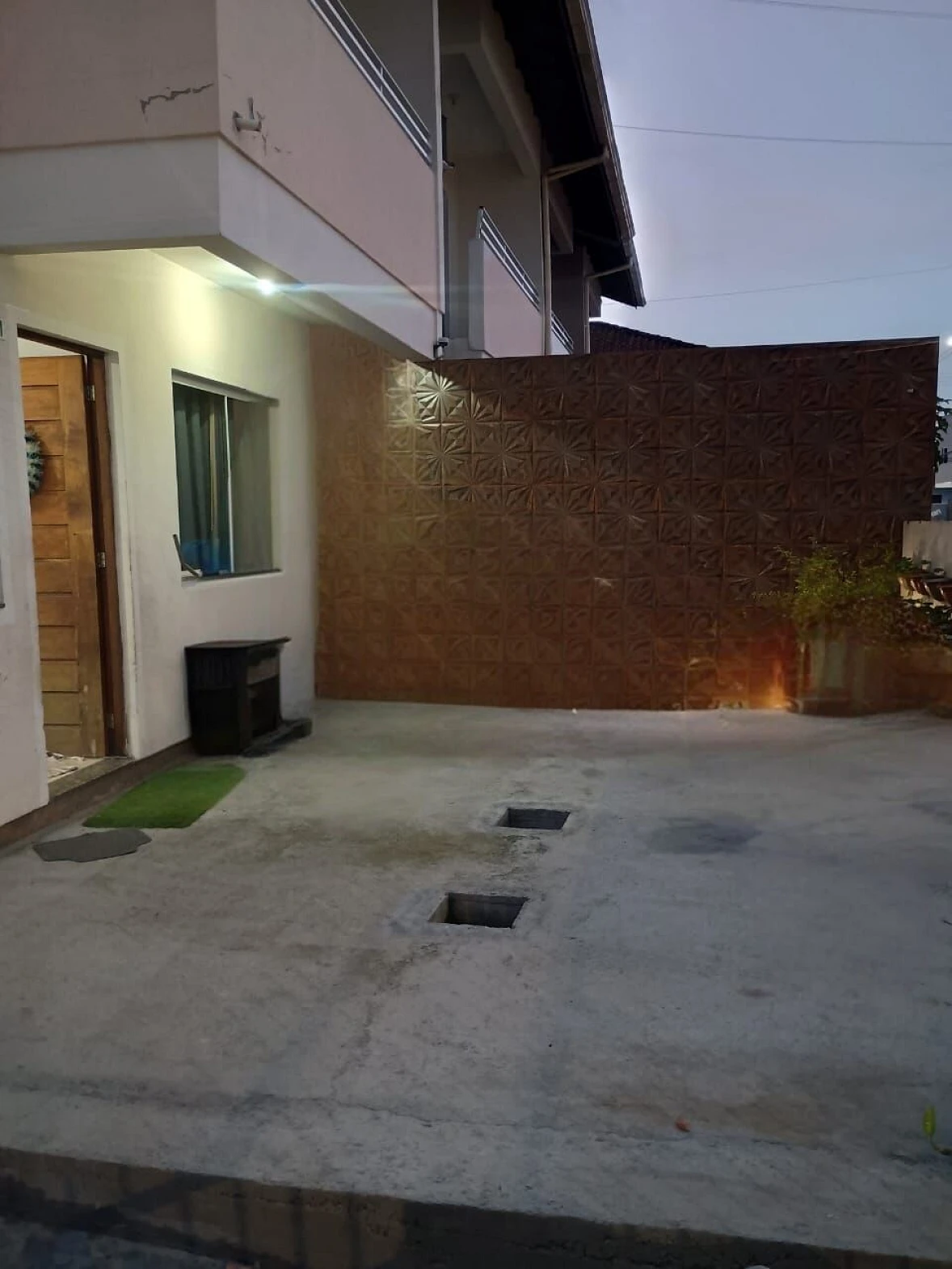 Sobrado geminado em Bela Vista, Palhoça