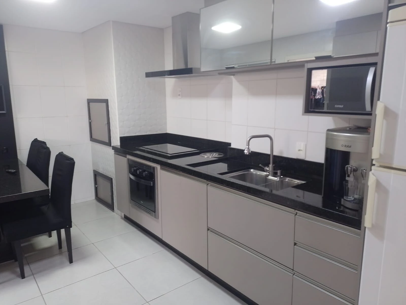 Sobrado geminado em Bela Vista, Palhoça