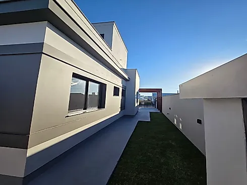 Thumbnail 25
