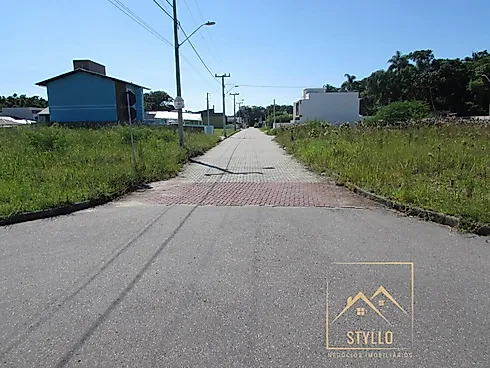 Terreno em Forquilhas, São José