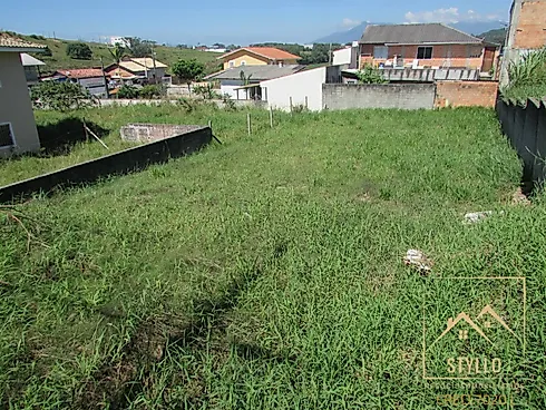 Terreno em Forquilhas, São José