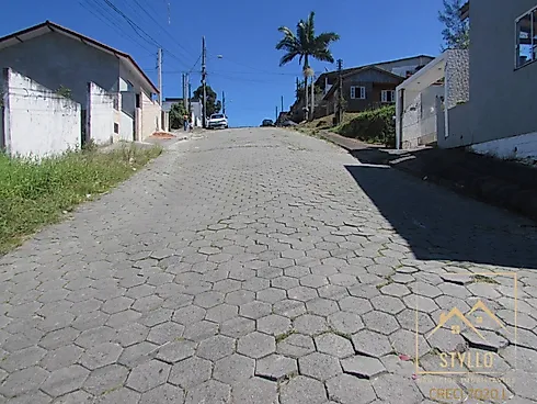 Terreno em Forquilhas, São José