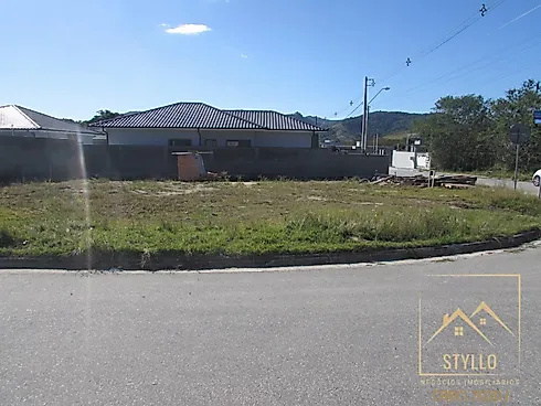 Terreno em Forquilhas, São José