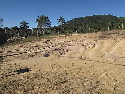 Terreno em Forquilhas, São José