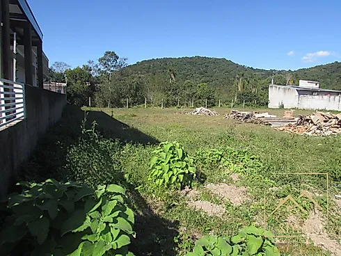 Terreno em Forquilhas, São José