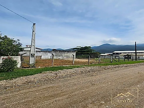 Terreno em Praia de Fora, Palhoça