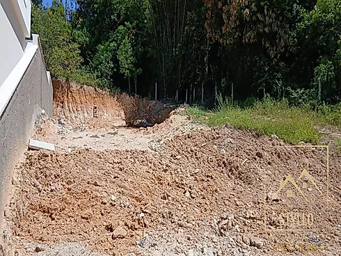 Terreno em Forquilhas, São José