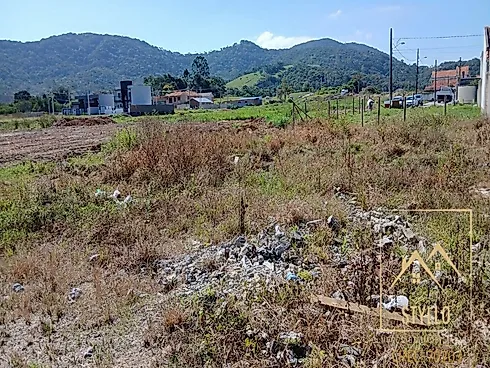 Terreno em Forquilhas, São José